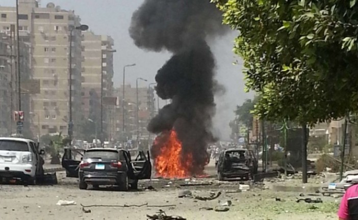 L’Egypte fait face aux attaques de l’Etat Islamique: 2 morts et 5 blessés en 2 attentats.