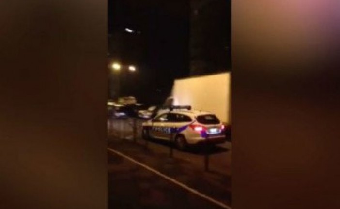 Pauvre France – [Vidéo] Bondy : la police diffuse la Marseillaise dans une cité, on peut entendre des habitants crier vivre l’Algerie