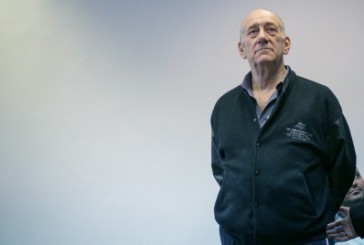 19 mois de prison ferme pour l’ancien Premier ministre Ehud Olmert.