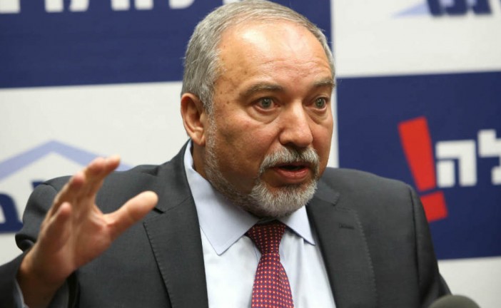 Premiere mesure  prise par Le ministre de la defense Avigdor Liberman