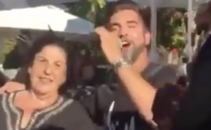 Vidéos: Kendji Girac improvise un concert dans les rues de Tel-Aviv !