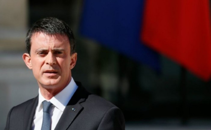 Manuel Valls «soutient» les maires ayant interdit le burkini