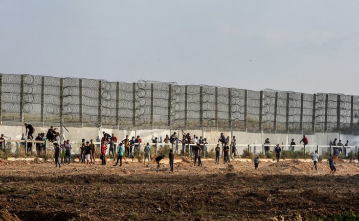 Tsahal arrête deux palestiniens armés qui tentaient de passer la frontière