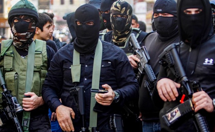 Six membres du groupe terroriste Lion’s Den se sont rendus à l’Autorité palestinienne