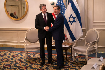 Le président de l’État Israël s’entretient avec Anthony Blinken et Nancy Pelosi lors de sa visite aux États-Unis