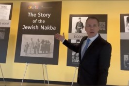 L’ambassadeur d’Israël à l’ONU présente une exposition montrant l’expulsion des juifs des pays arabes comme la vraie « nakba »