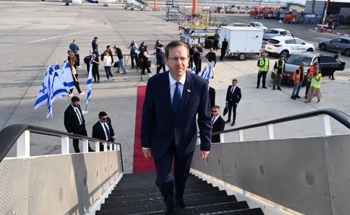 Le président israélien Isaac Herzog en visite au Bahreïn et aux Émirats arabes unis le mois prochain