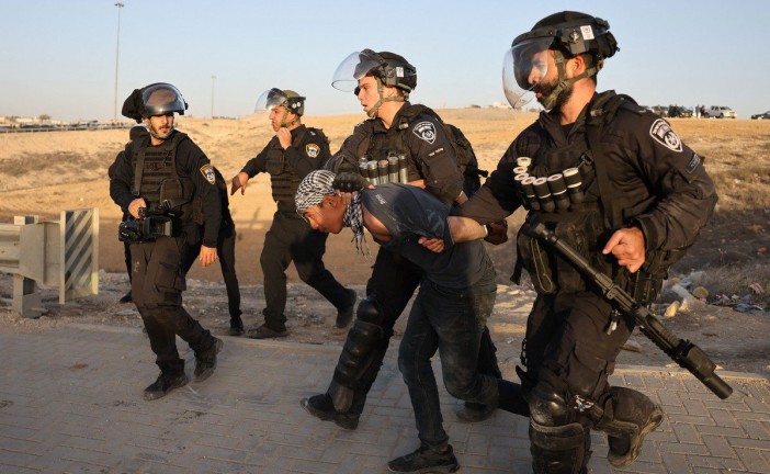Le Shin Beth arrête un palestinien soupçonné d’espionnage pour le Hamas