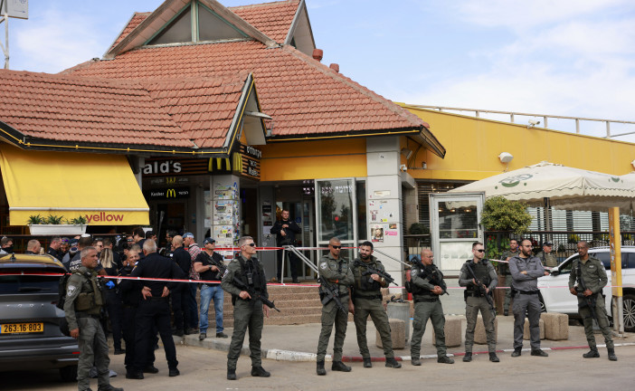 Israël en guerre : une attaque au couteau fait un blessé grave dans le sud d’Israël, le terroriste neutralisé