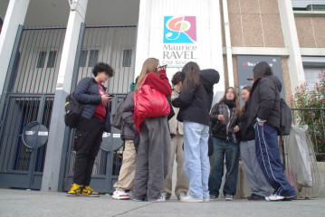 Alerte Info : Pour des raisons de Sécurité le proviseur du Lycée Ravel à Paris quitte ses fonctions.