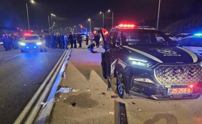 Israël en guerre : quatre policiers blessés dans un attentat à la voiture bélier au centre d’Israël, le terroriste éliminé
