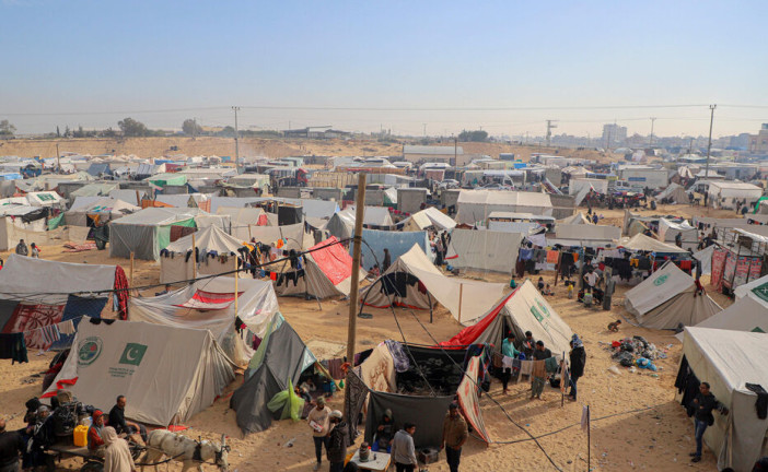 Israël en guerre : Tsahal débute l’évacuation des civils gazaouis de l’est de Rafah