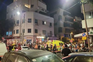 Israël en guerre : une attaque de drone mené par les Houthis fait un mort et dix blessés à Tel-Aviv