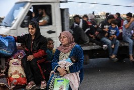 Israël en guerre : 100 palestiniens se rendent en Indonésie pour travailler, dans le cadre du projet pilote israélien d’émigration des gazaouis