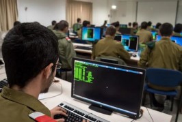Israël en guerre : des officiers du renseignement de Tsahal signent une lettre appelant le gouvernement à mettre fin à la guerre pour sauver les otages