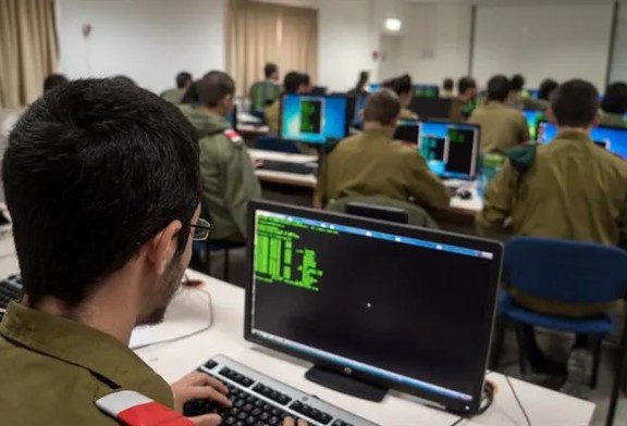 Israël en guerre : des officiers du renseignement de Tsahal signent une lettre appelant le gouvernement à mettre fin à la guerre pour sauver les otages