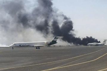 Israël en guerre : les Houthis affirment que les frappes israéliennes contre l&rsquo;aéroport de Sanaa &laquo;&nbsp;ne resteront pas impunis&nbsp;&raquo;