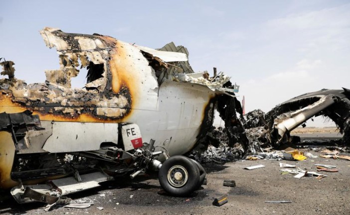 Israël en guerre : les forces aériennes de Tsahal détruisent le dernier avion utilisé par les Houthis, lors d’une attaque contre l’aéroport de Sanaa au Yémen