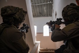 Israël en guerre : les forces de Tsahal éliminent un haut responsable du Hamas et un terroriste connu pour s’être fait passer pour un journaliste lors du 7 octobre, au cours d’une frappe aérienne à Gaza