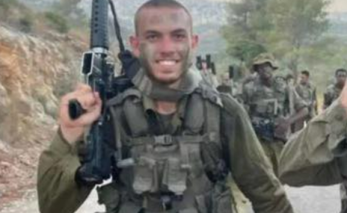 Lettre au président Macron d’une mère endeuillée Laëtitia Lyard, mère de Nathane tombé au combat le 7 octobre, a écrit une lettre ouverte au Président français.
