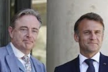 Nouveau camouflé  pour le Président Emmanuel Macron – Apres L’Allemagne le Canada, l’Italie  maintenant c’est au tour de la Belgique de dire NON