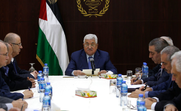 Israël en guerre : Israël envisagerait d’imposer des sanctions à Mahmoud Abbas et à d’autres responsables de l’AP, suite à la reconnaissance par plusieurs pays occidentaux de l’État de Palestine