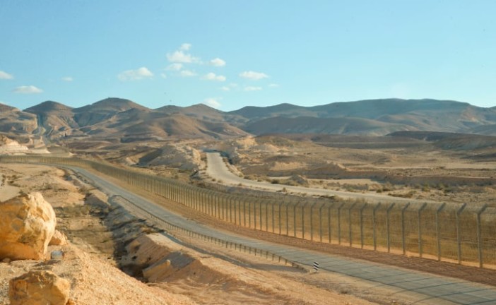 Israël en guerre : Israël décide de transformer la zone frontalière israélo-égyptienne en zone militaire restreinte pour contrer la contrebande par drone