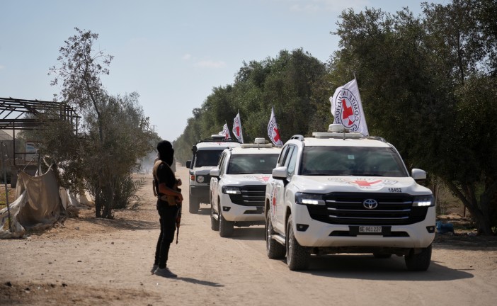 Israël en guerre : le Hamas remet à la Croix-Rouge le corps d&rsquo;un otage décédé qui sera restitué ce soir à Israël