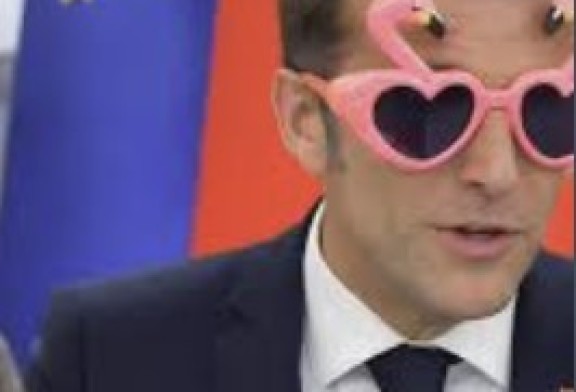 Réquisitoire contre Emmanuel Macron : le président absent, la France sacrifiée