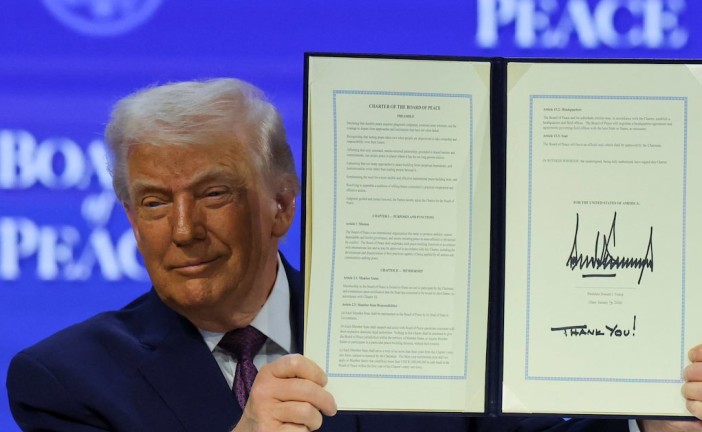 Israël en guerre : Donald Trump signe la charte officielle du Conseil de la paix de Gaza