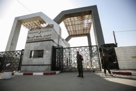 Israël en guerre : Israël va rouvrir dimanche le point de passage de Rafah aux civils et se coordonner avec l&rsquo;Égypte, l&rsquo;UE et l&rsquo;AP en matière de sécurité