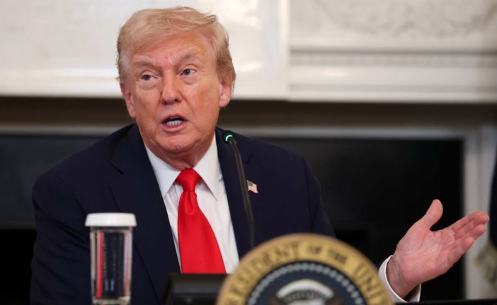 Guerre en Iran : Donald Trump affirme que la guerre contre l&rsquo;Iran est « bien plus avancée que prévu » et que le régime iranien &laquo;&nbsp;supplie de conclure un accord&nbsp;&raquo; avec les États-Unis