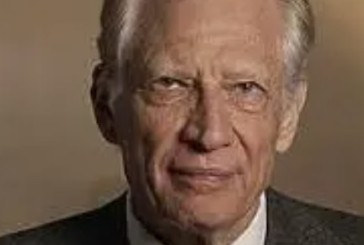 SCANDALE  Video  : Dominique de Villepin aurait déclaré à Pierre Lellouche en 1995 :  « Tu ne penses quand même pas qu’avec le nom que tu as, tu peux être ministre des Affaires étrangères de la France. »